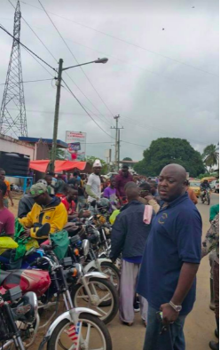 Starz Care – Ebola Donation